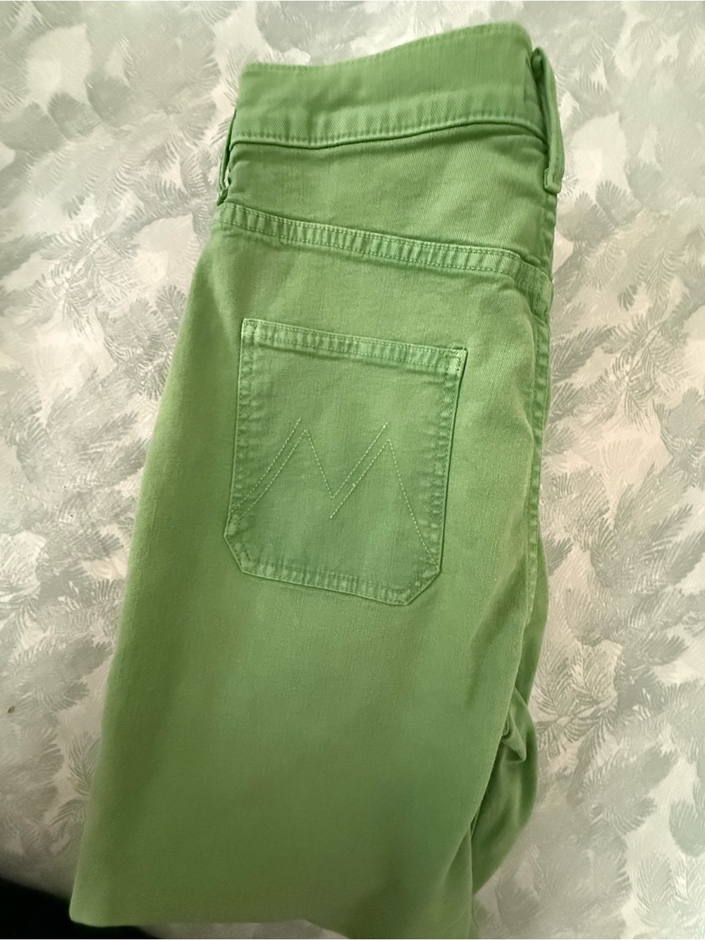 MOTHER Khaki Green Gathered Ankle Utility Jeans - Picture 3 of 6